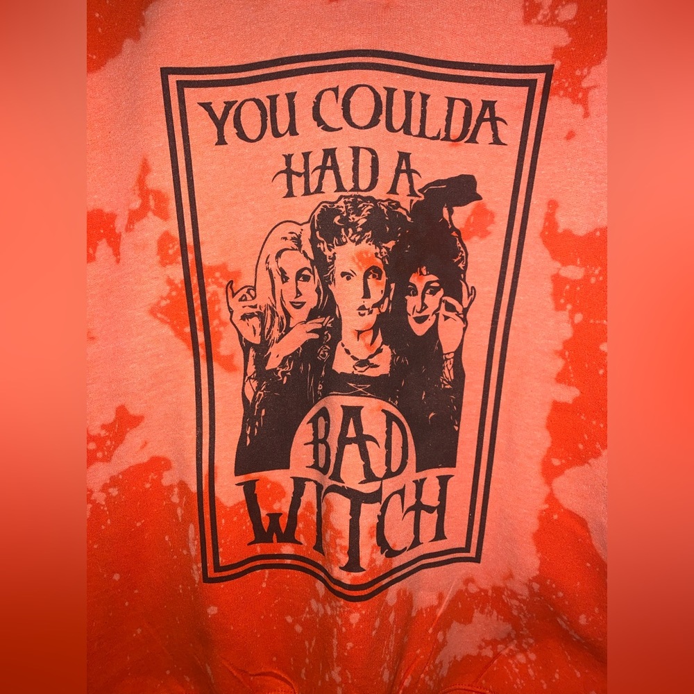 Hocus Pocus sweatshirt. 🧡🖤 - Picture 3 of 4